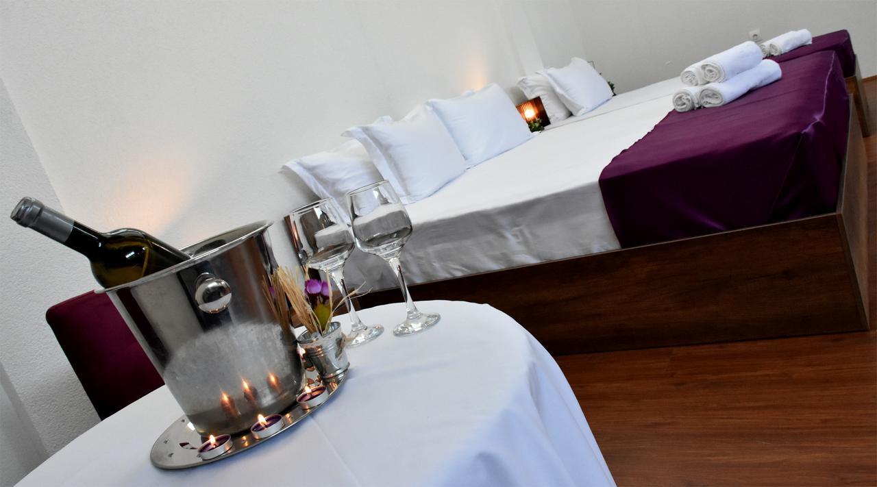 Hotel And Winery Lozar บิโตลา ภายนอก รูปภาพ