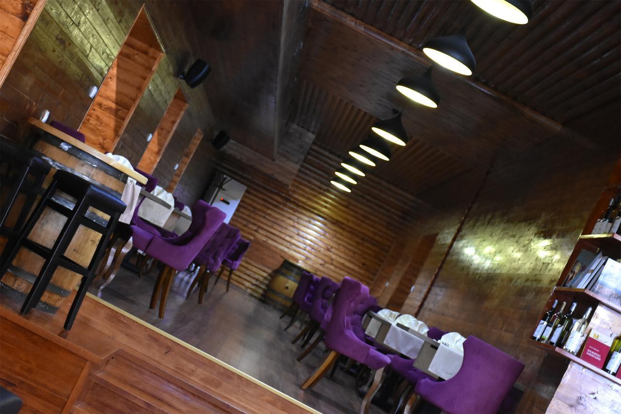 Hotel And Winery Lozar บิโตลา ภายนอก รูปภาพ